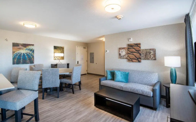 Staybridge Suites Scottsdale - Talking Stick by IHG