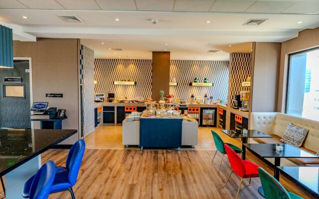 Hampton By Hilton Santiago Las Condes