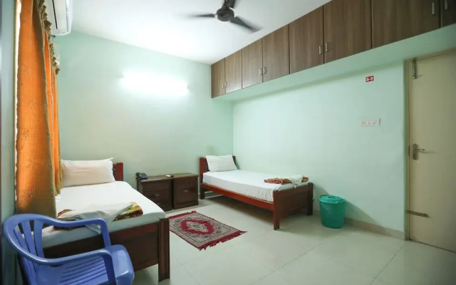 ULO Saicharan Comfort Inn