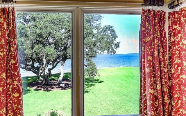 Schooner Court 704 by RedAwning