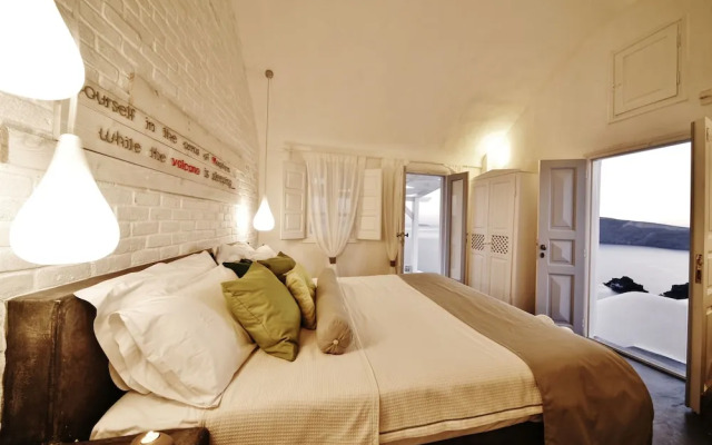 Armeni Village Rooms & Suites