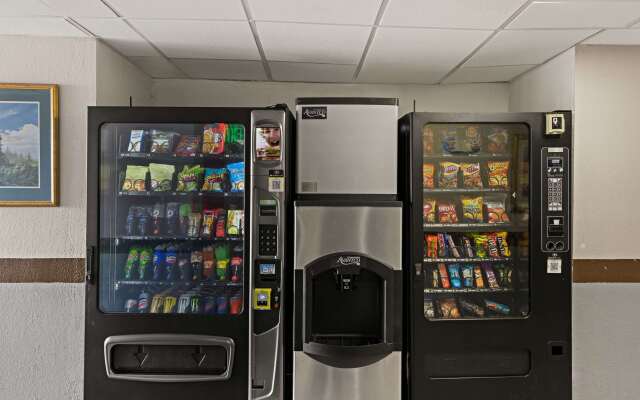 Quality Inn & Suites near I-480 and I-29