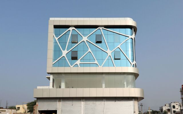 Hotel Bluebell by OYO Rooms