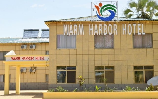 Warm Harbor Hotel