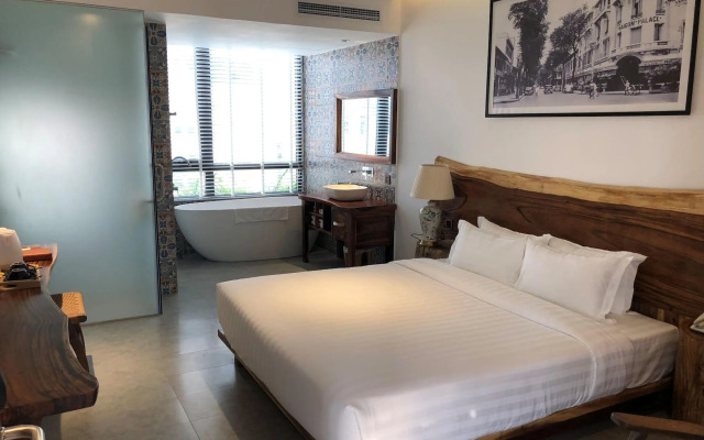 Sky Gem Central Hotel