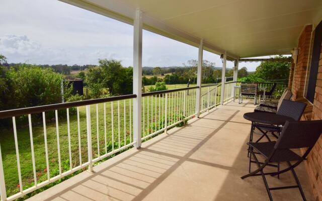 Country Breeze Farm Stay