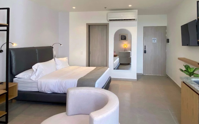 w Grandiose 2BR w Lovely Terrace in CTG