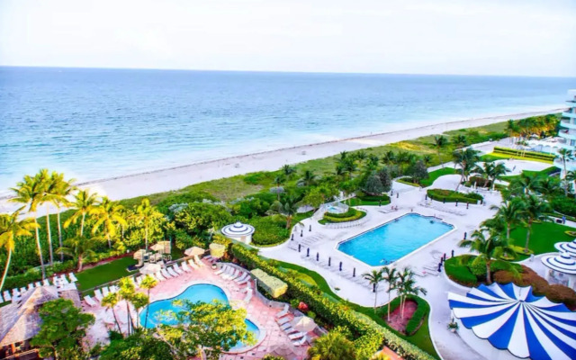 Suites by the Beach