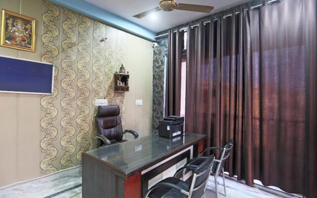 SPOT ON 46177 Hotel King's