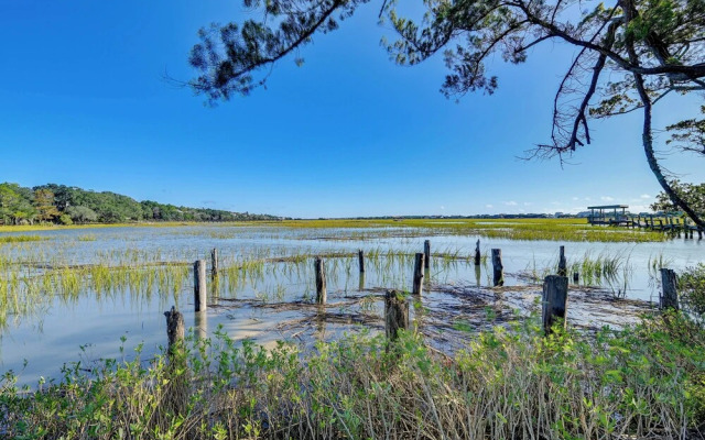Pawleys Island Retreat