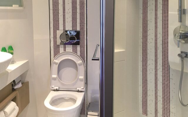 Le Petit Rosedale Hotel Hong Kong