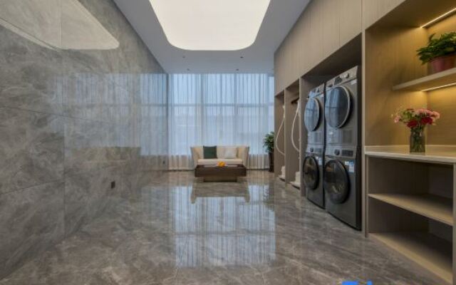 Maison New Century Hotel