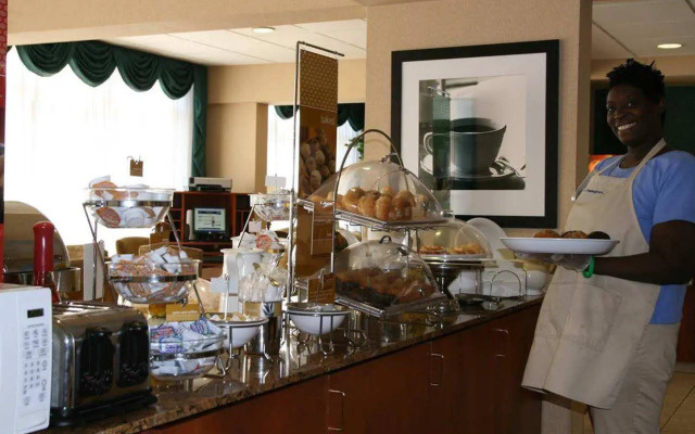 Hampton Inn & Suites Fultondale Birmingham I 65, AL