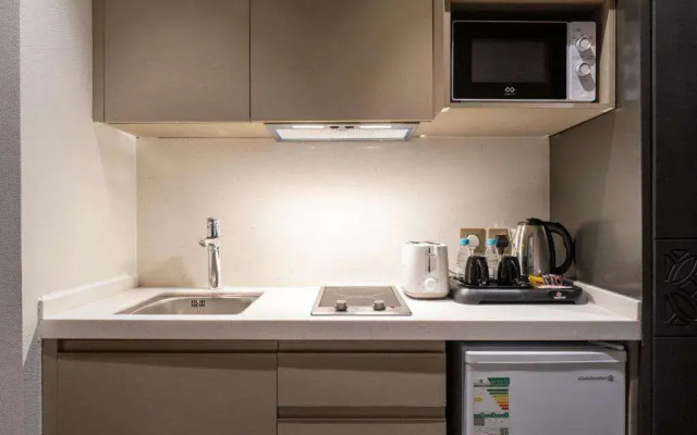 Aleunwan Serviced Apartments