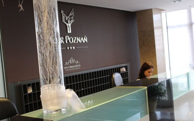 Ikar Hotel