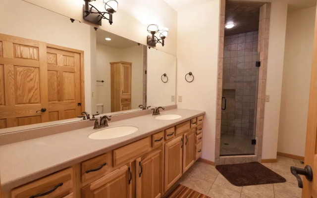 Copperwood #9 - 2 Br Condo