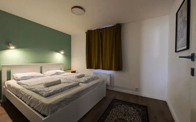 mg4 Apartments