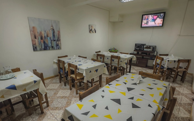 Hostal Antonella Los Angeles