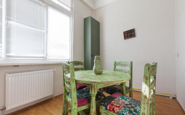 Sweet Home at Rustaveli Avenue