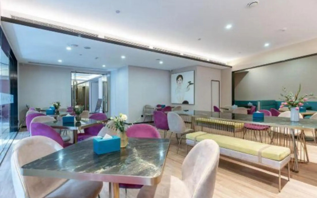 Yuehai Qianxi Boyuan Hotel (Yiwu International Trade City Branch)