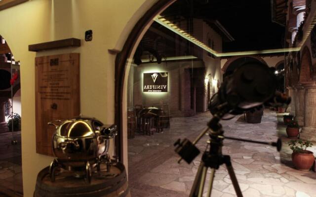 Vinifera Vineyards Hotel