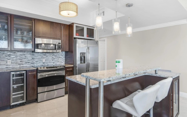 Majestic Sun 414B-3BR 3BA- flr 4- (10)