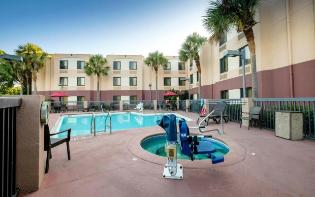 Red Roof Inn PLUS+ Palm Coast
