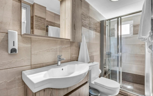 Erato Hotel