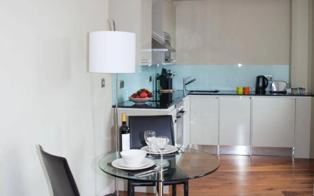 Victoria One Apartment