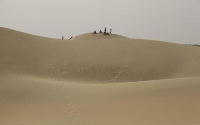 Hotel Desert Memories