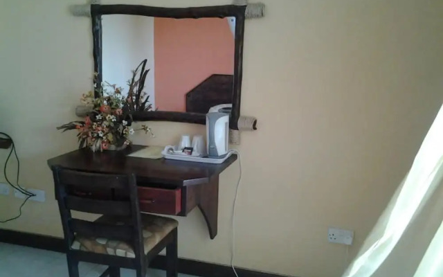 Midview Hotel-Nyali