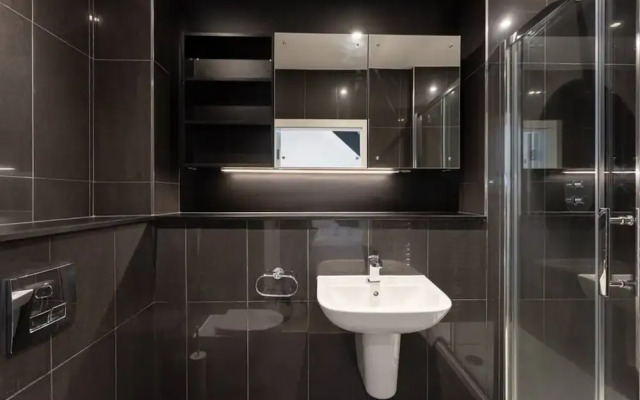 Modern and Spacious Duplex in Manchester City Centre