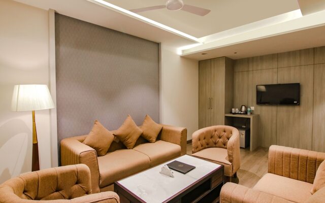 Prime K9 Grand by FabHotel