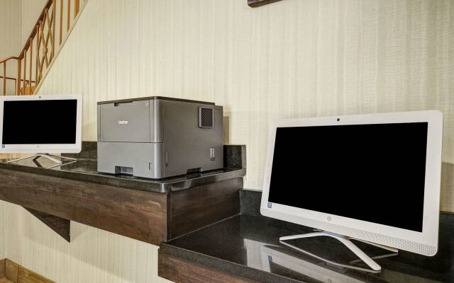 Motel 6 Lester, PA - Philadelphia Airport