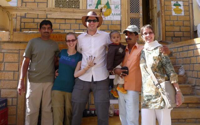 Gajanand Guest House