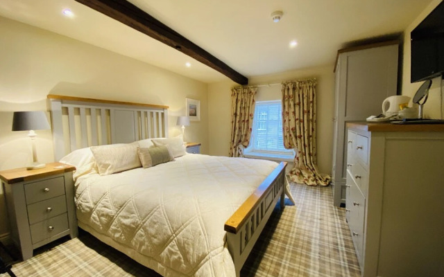 The Moon Inn at Stoney Middleton