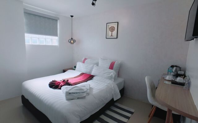 BLUE OCEAN BOUTIQUE HOTEL (Boracay Island, Philippines)