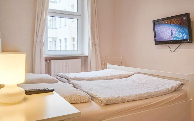 Beautiful Apartment in Berlin With 1 Bedrooms and Wifi