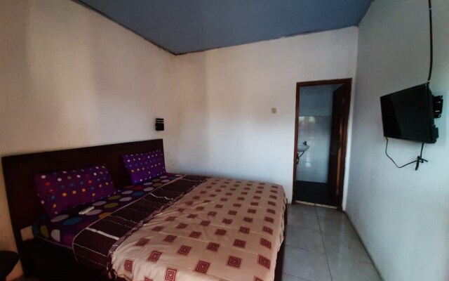 Oyo 2074 Joglo Homestay