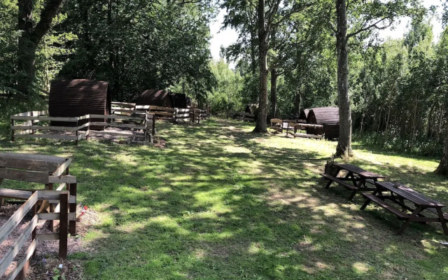 Edinburgh Cabin Camping