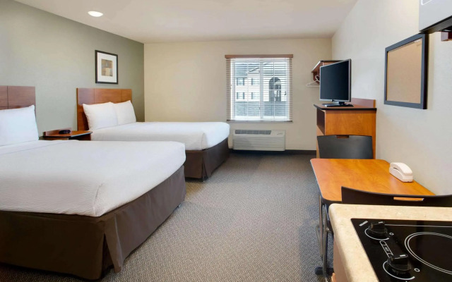 WoodSpring Suites Columbus North I-270