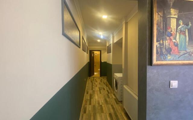 GREEN ROUTES SUİTE apart