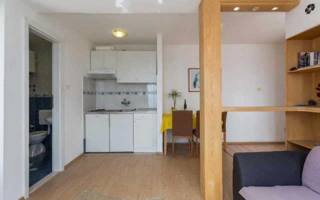 Charming Studio Apartment With Beautiful Panoramic sea View