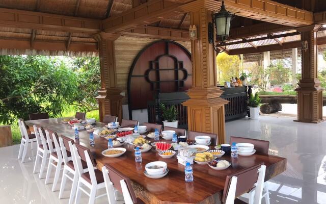 Vang Vieng Romantic Place Resort