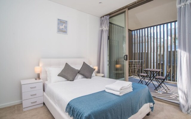 Roseberry Apartment For Travelling Couple In Green Square