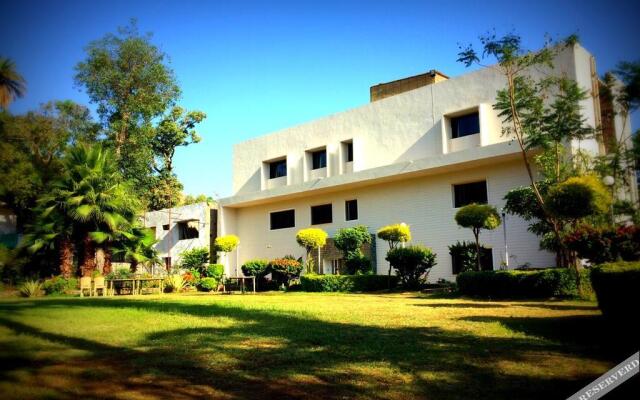 Achal Resort