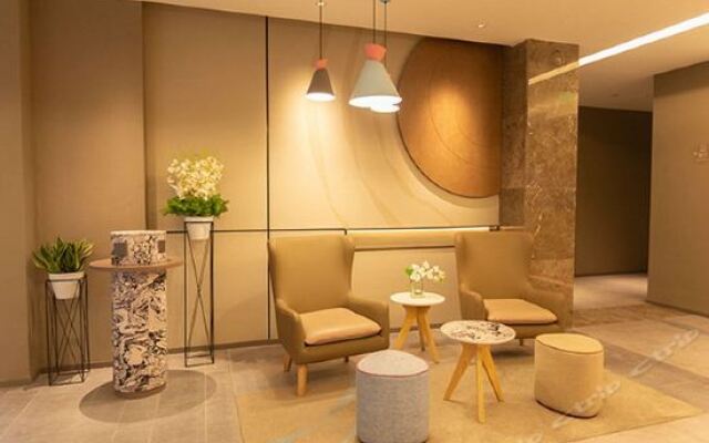 Homeinn Hotel (Yantai Yuhuangding Hospital Railway Station)