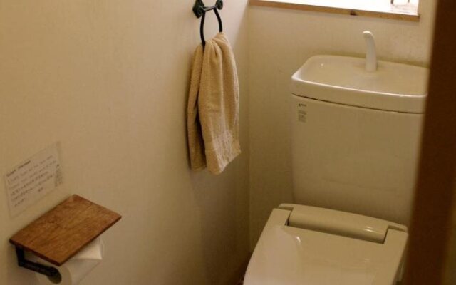 Gojo Guest House Annex - Hostel
