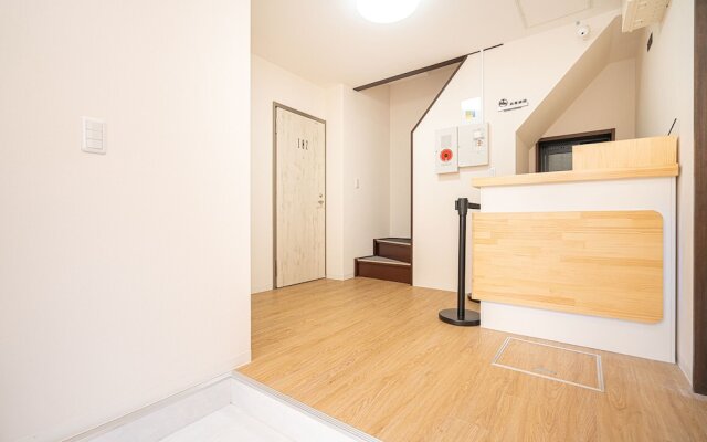 ZAITO Tokyo Luna Lane Economy Inn