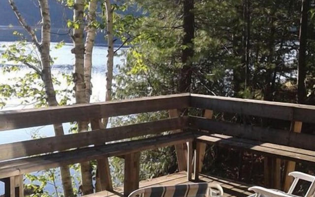 Lodge on the Point